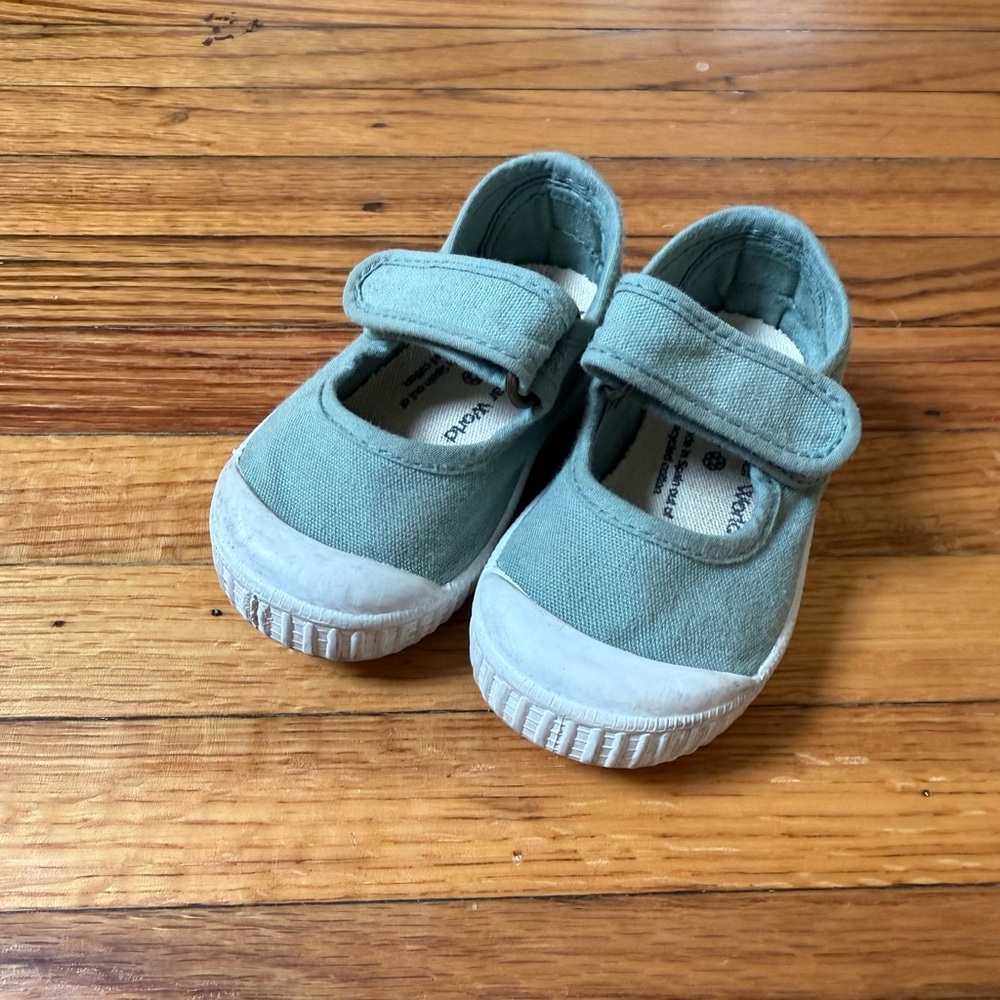 Victoria Mary Jane Sneakers
